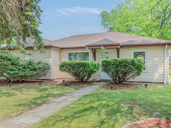 2315 Gilboa Ave, Zion, IL 60099