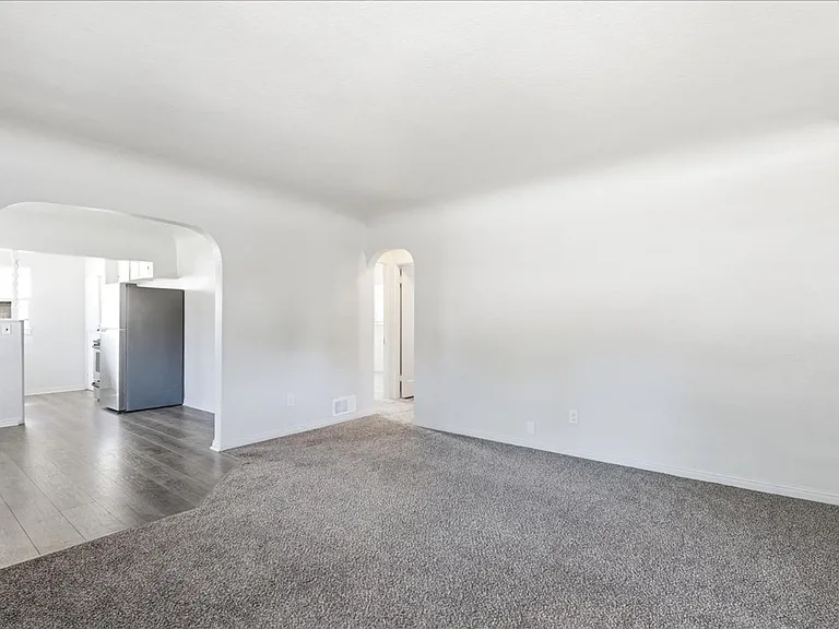 3009 W Overland Rd #1 — Photo 4