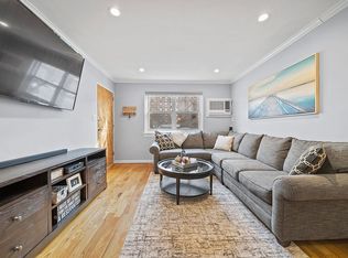 226-09 Union Tpke #A, Oakland Gardens, NY 11364