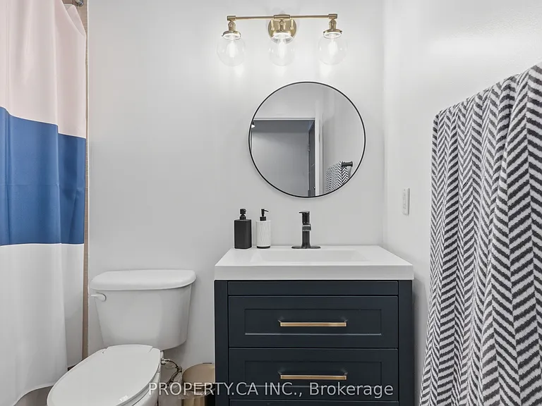 233 Carlaw Ave #325 — Photo 18