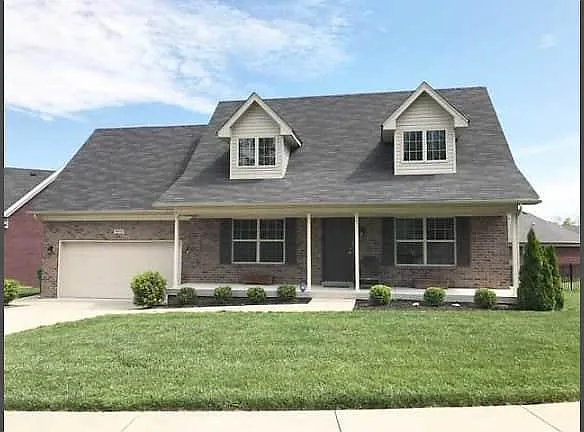 4 bed, 2.5 bath, 1652 sqft, $2,490 — Photo 4