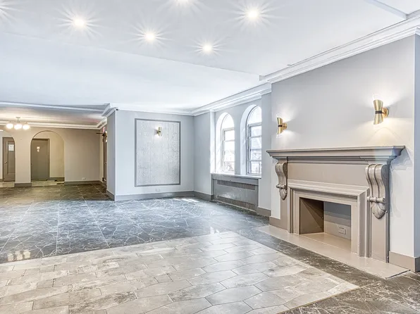 224 Highland Boulevard image 9 of 10