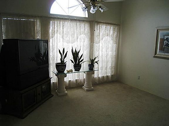 5th image of 5904 Tidewater Dr