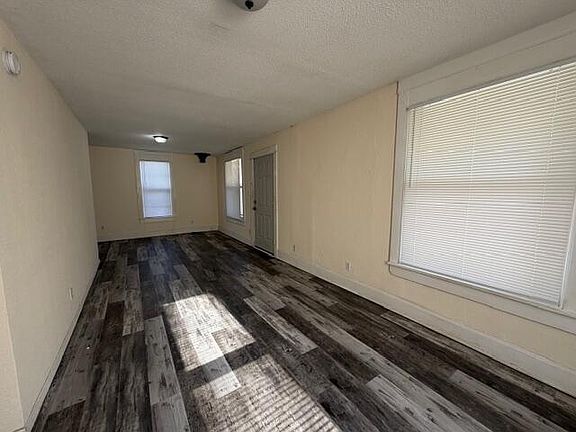 2nd image of 719 N Nettleton Avenue