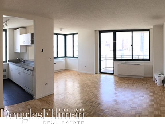 2nd image of 200 W 60th St APT 23F