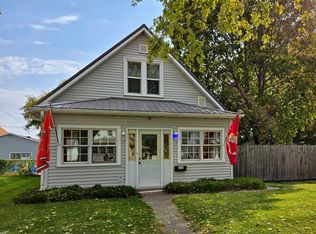 114 Summer St, West Burlington, IA 52655