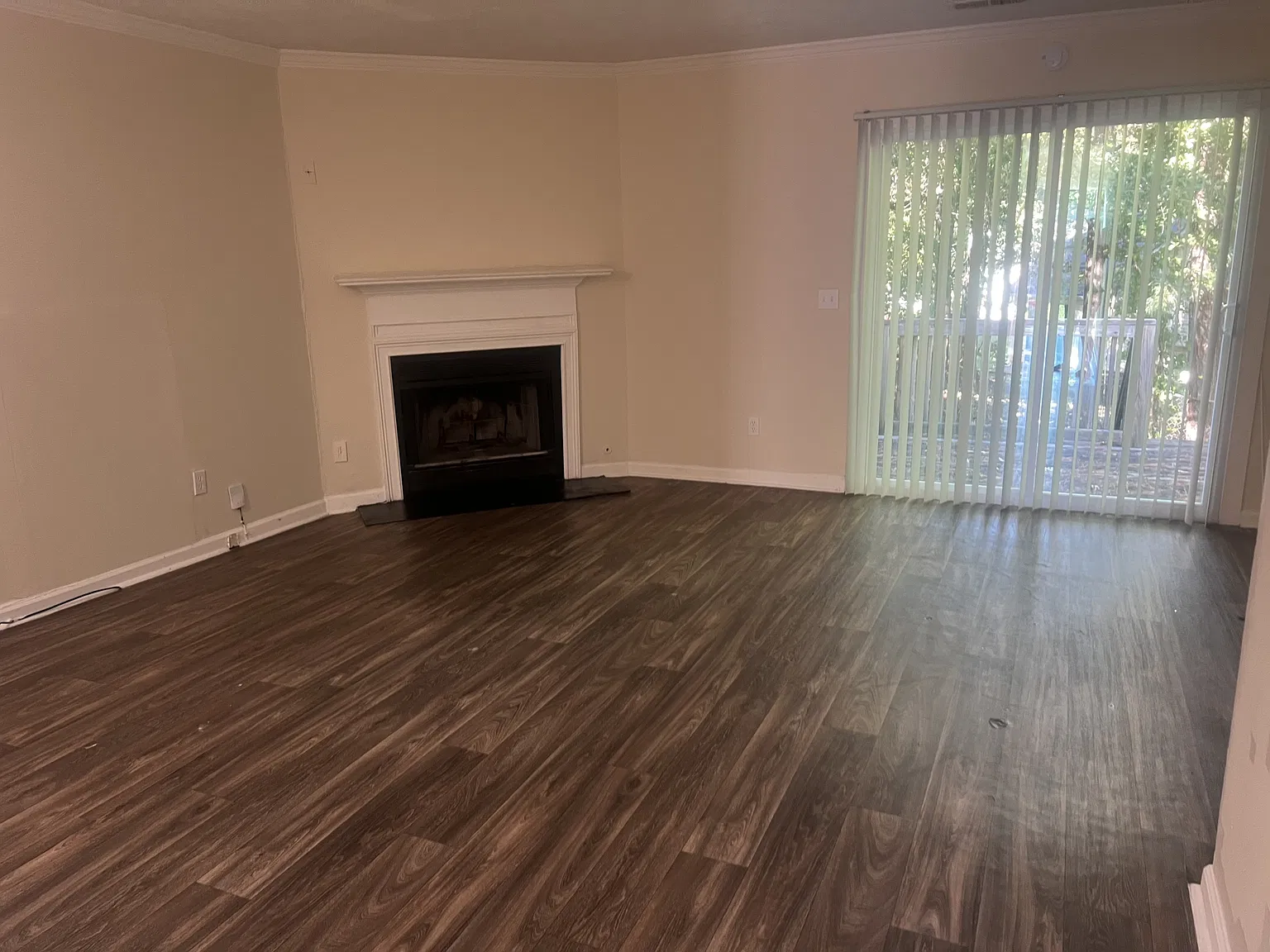6470 Charter Way — Photo 2
