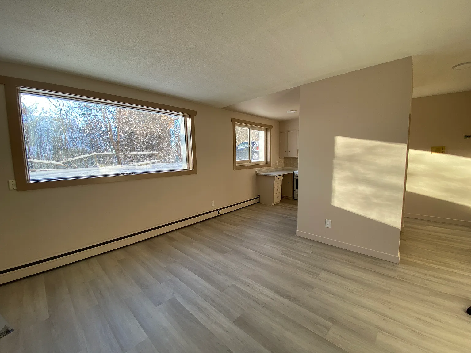 One bedroom Downtown Suite — Photo 3