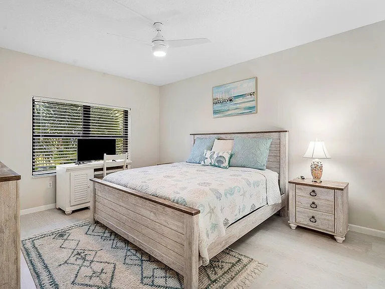 300 Uno Lago Dr #304 — Photo 13