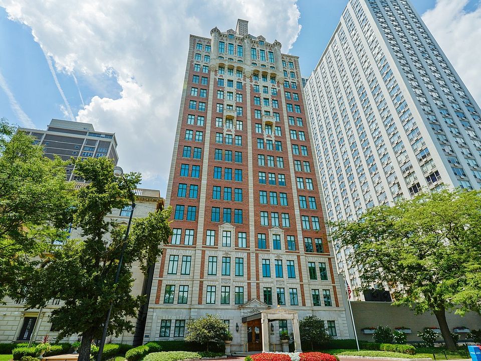 1st image of 1540 N Lake Shore Dr #3S