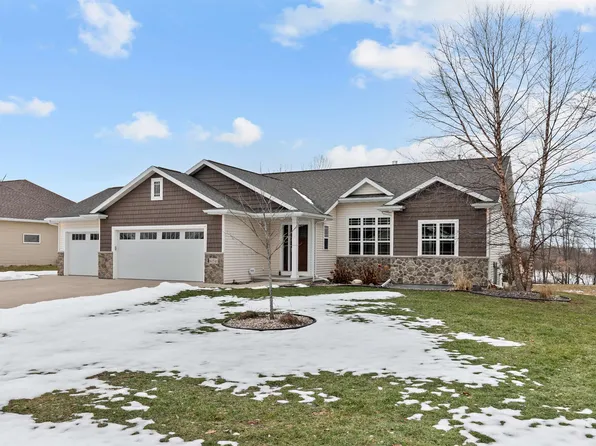 N1741 Medina Dr, Greenville, WI 54942