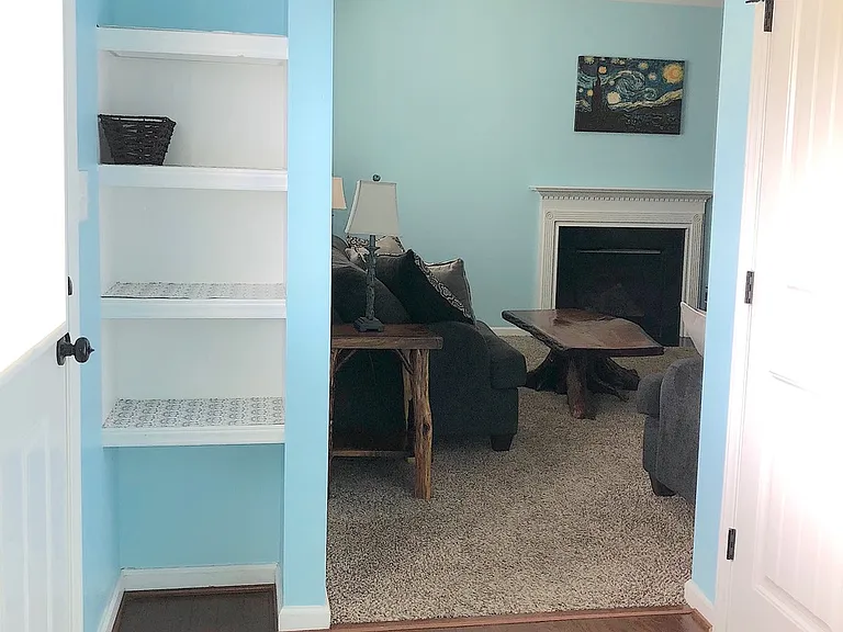 452 Prairie Ln — Photo 2