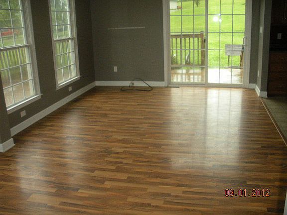 4th image of 9 Curly Willow Ln