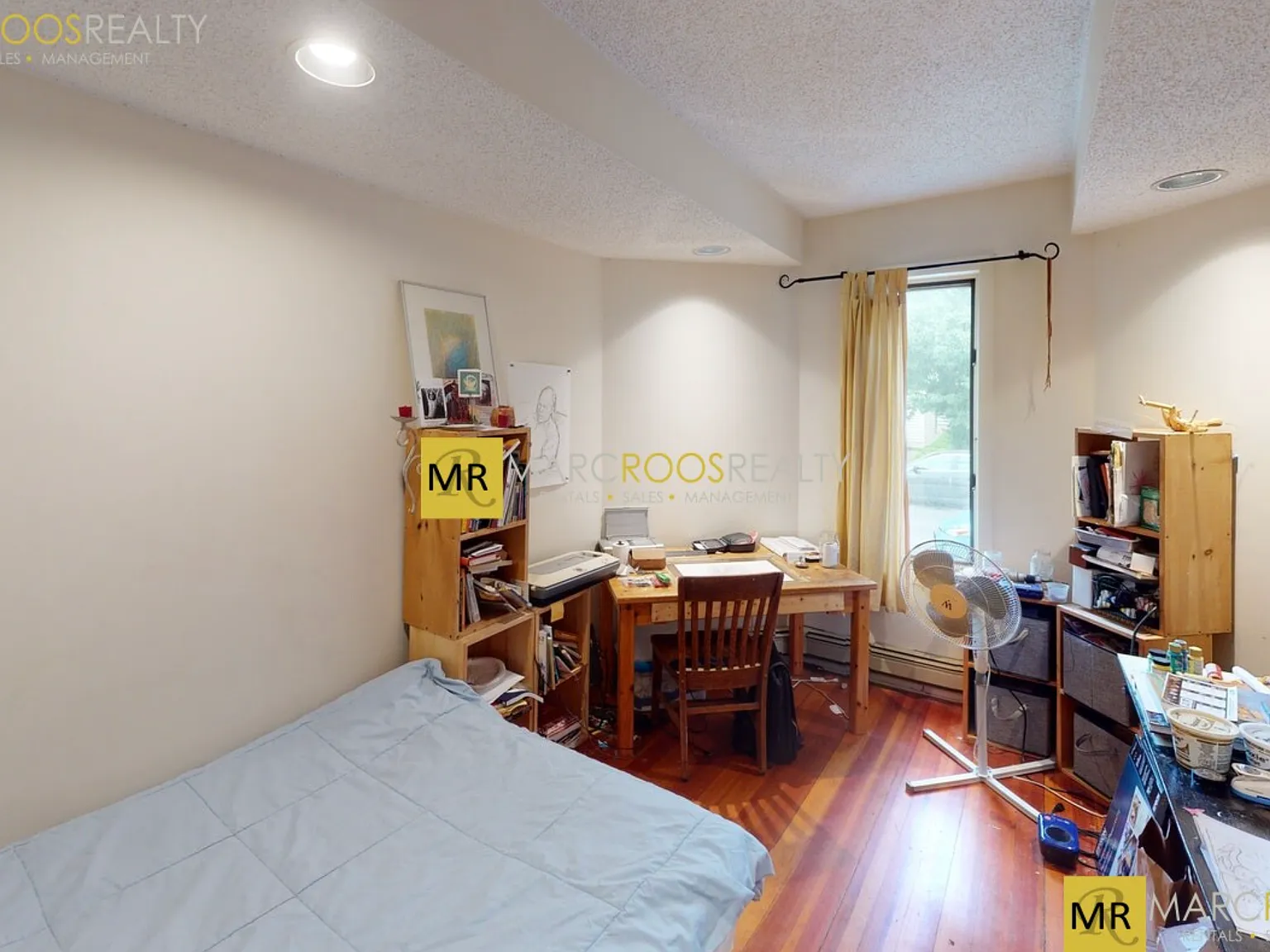 27 Princeton St — Photo 3