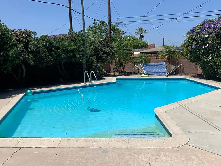 Skylark Blvd — Photo 3