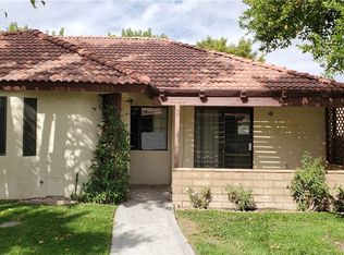 19266 Cottonwood Dr, Apple Valley, CA 92308