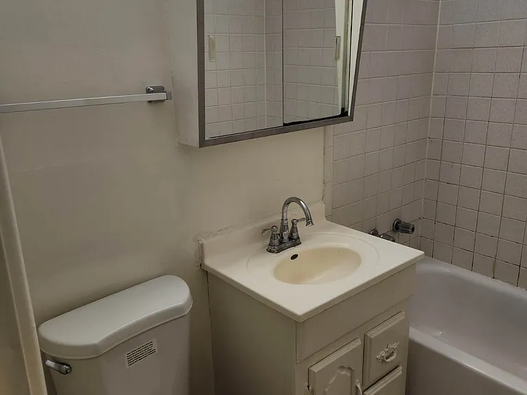 766 N Linden Ave #206 — Photo 11