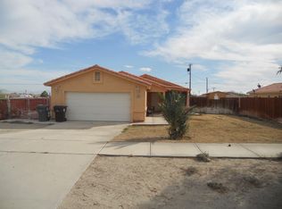 2836 Dione Dr, Thermal, CA 92274