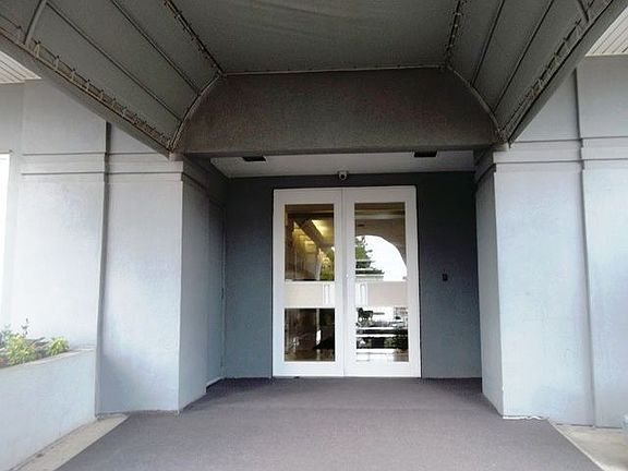 SECURE ENTRANCE