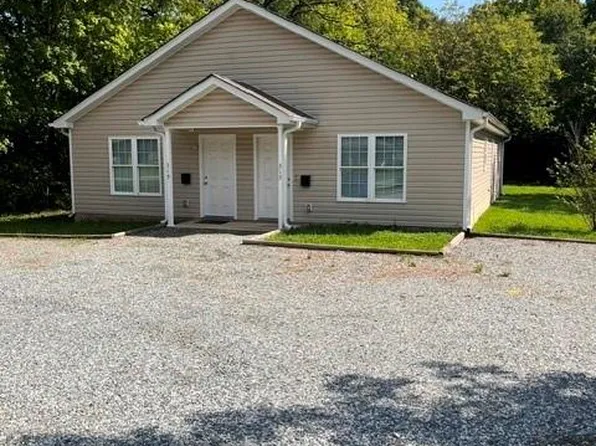 317 W Gilbreath St, Graham, NC 27253