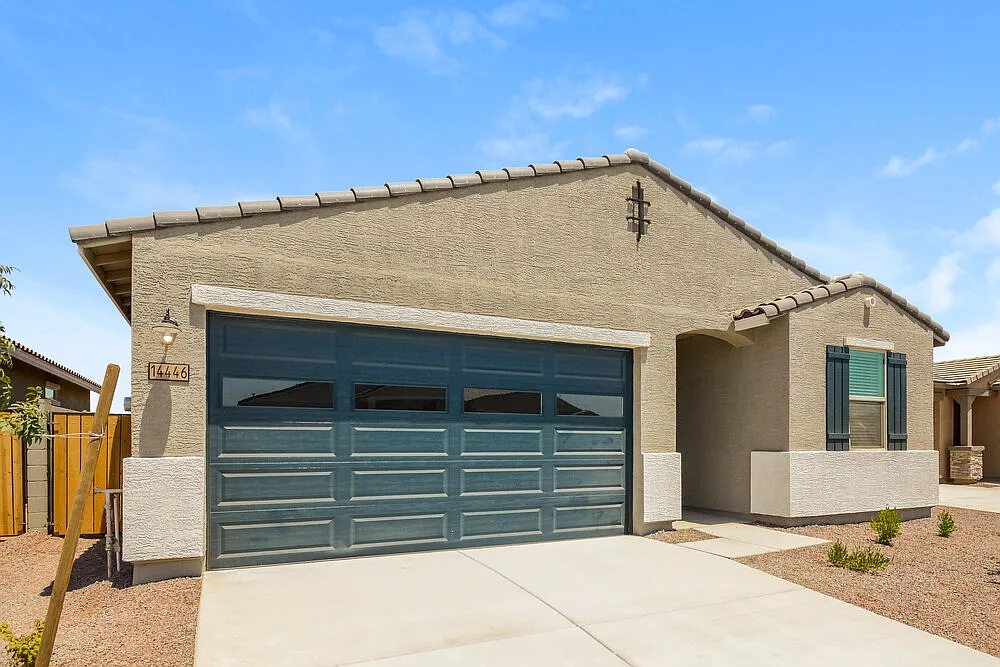 3 bed, 2.0 bath, 1568 sqft, $2,015 — Photo 3