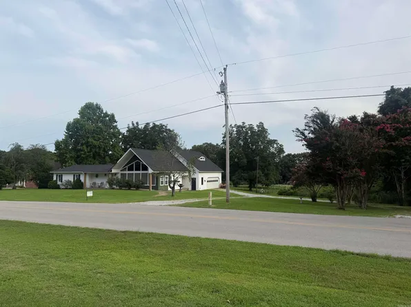 5816 Fairview Rd, Paragould, AR 72450