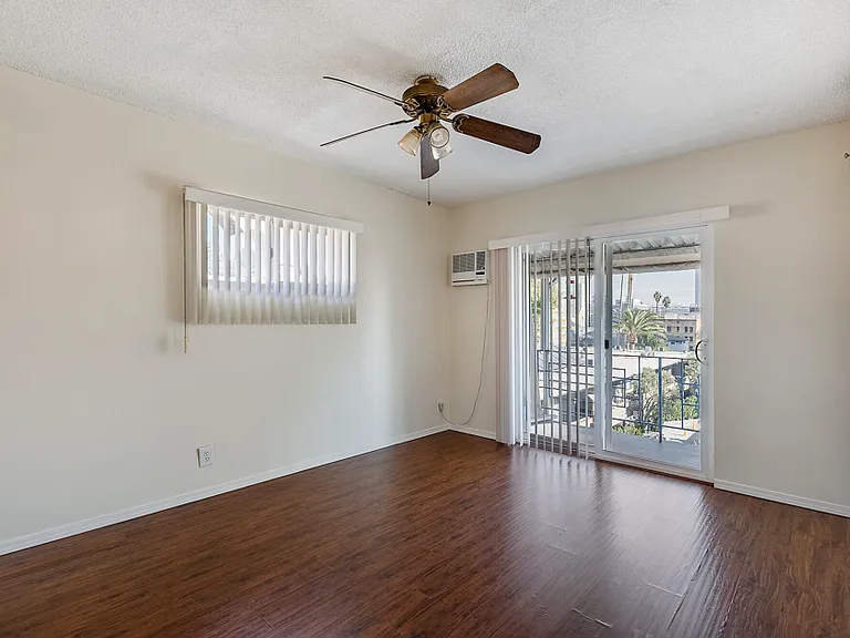 Sycamore Terrace — Photo 21