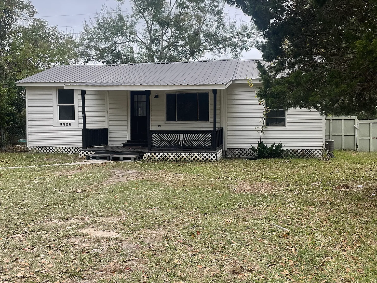 3 bed, 1400 sqft, $1,350 — Photo 4