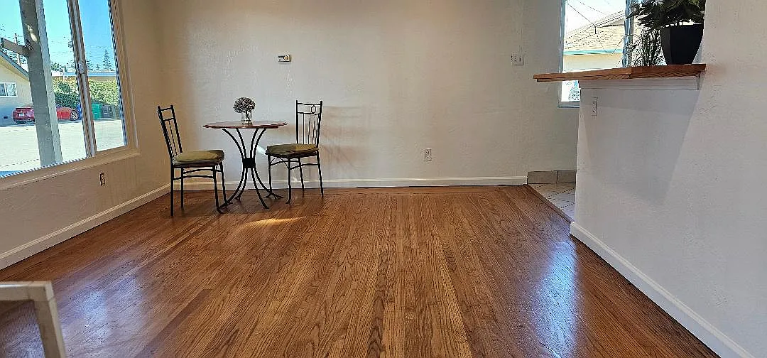 2 bed, 800 sqft, $2,395 — Photo 3