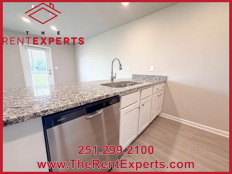 2613 Windmere Dr E — Photo 12
