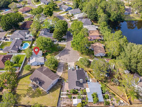 4th image of 7868 Pikes Peak Dr
