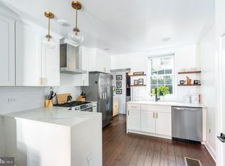 114 Monroe St, Philadelphia, PA 19147