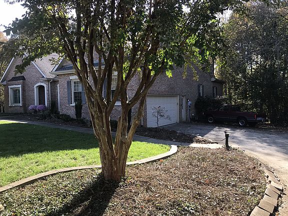 2nd image of 167 Archgate Ct