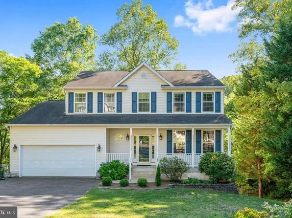 49 Melanie Hollow Ln, Fredericksburg, VA 22405