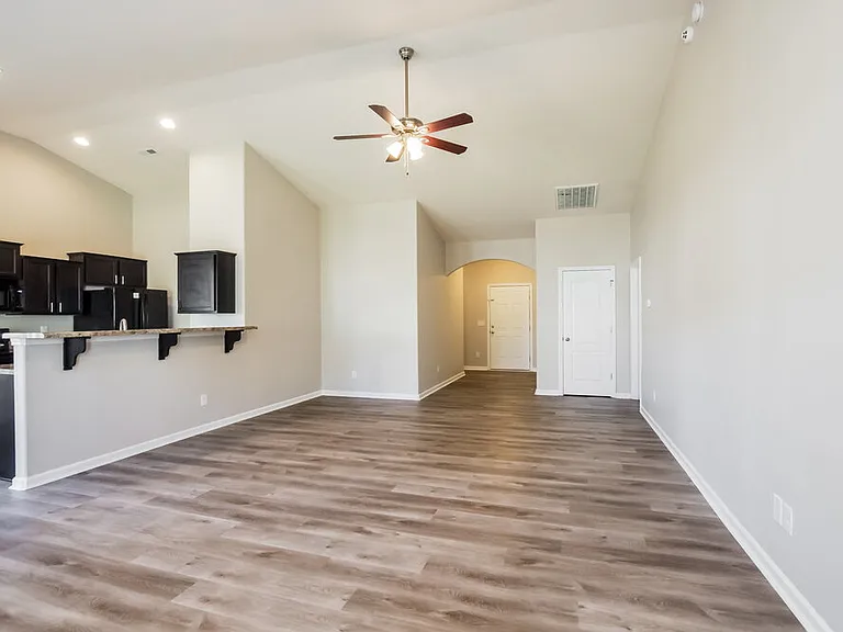 1116 Black Diamond Dr — Photo 3