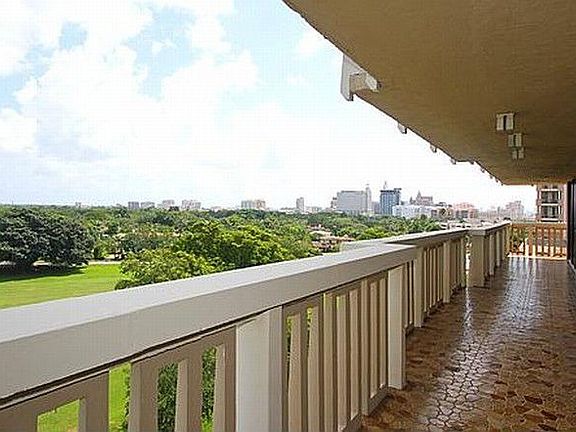 3rd image of 700 Coral Way APT 7
