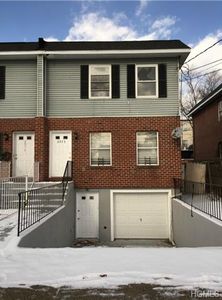 2073 Lacombe Ave, Bronx, NY, 10473
