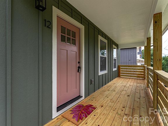 3rd image of 12 Crestfield Ave