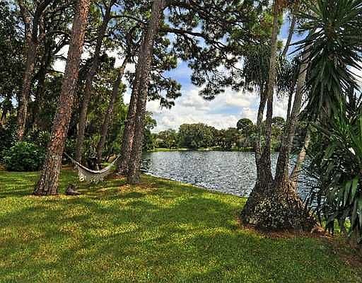 1st image of 1606 N Lake Shore Dr