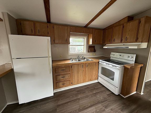 5th image of 1003 W 3rd St #7