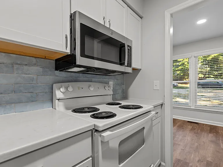 5375 Wayne St #C — Photo 13