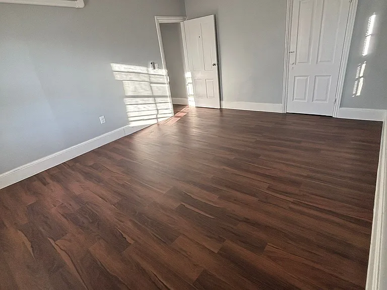 200 N West St — Photo 3