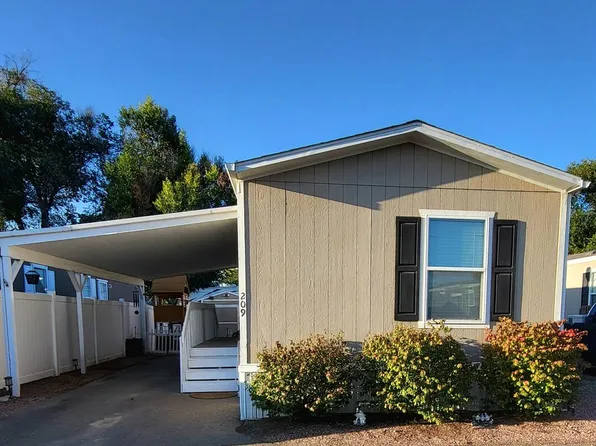 209 B St, Evans, CO 80620
