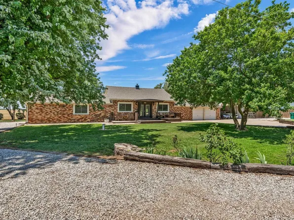 31743 W Harry St, Garden Plain, KS 67050