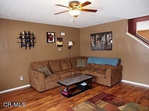 2nd image of 385 Ashford Ave