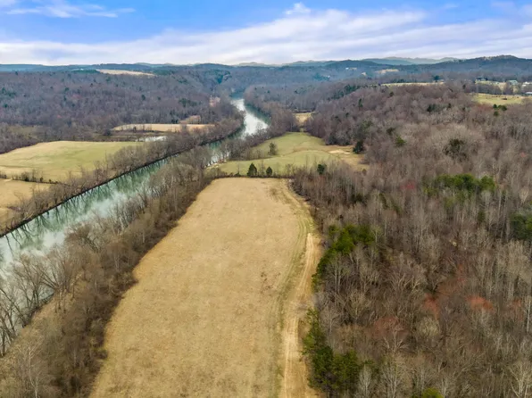 9999 Redbird Rd, Williamsburg, KY 40769