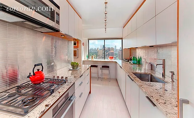 Rented by Corcoran | media 4