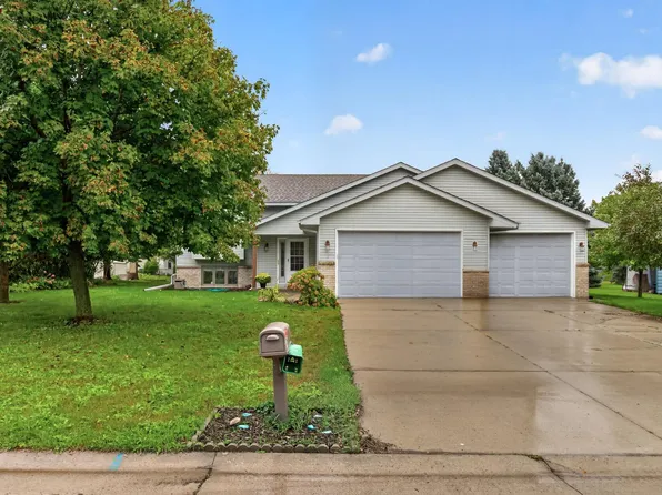 135 Obrien Pkwy, Belle Plaine, MN 56011