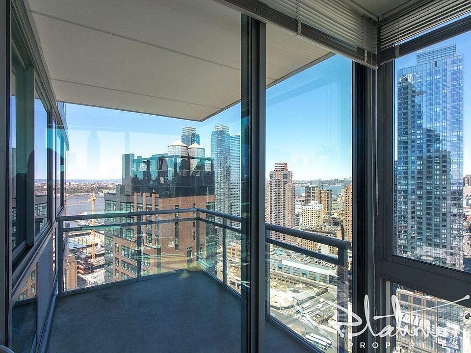 1st image of 505 W 37th St APT 17I