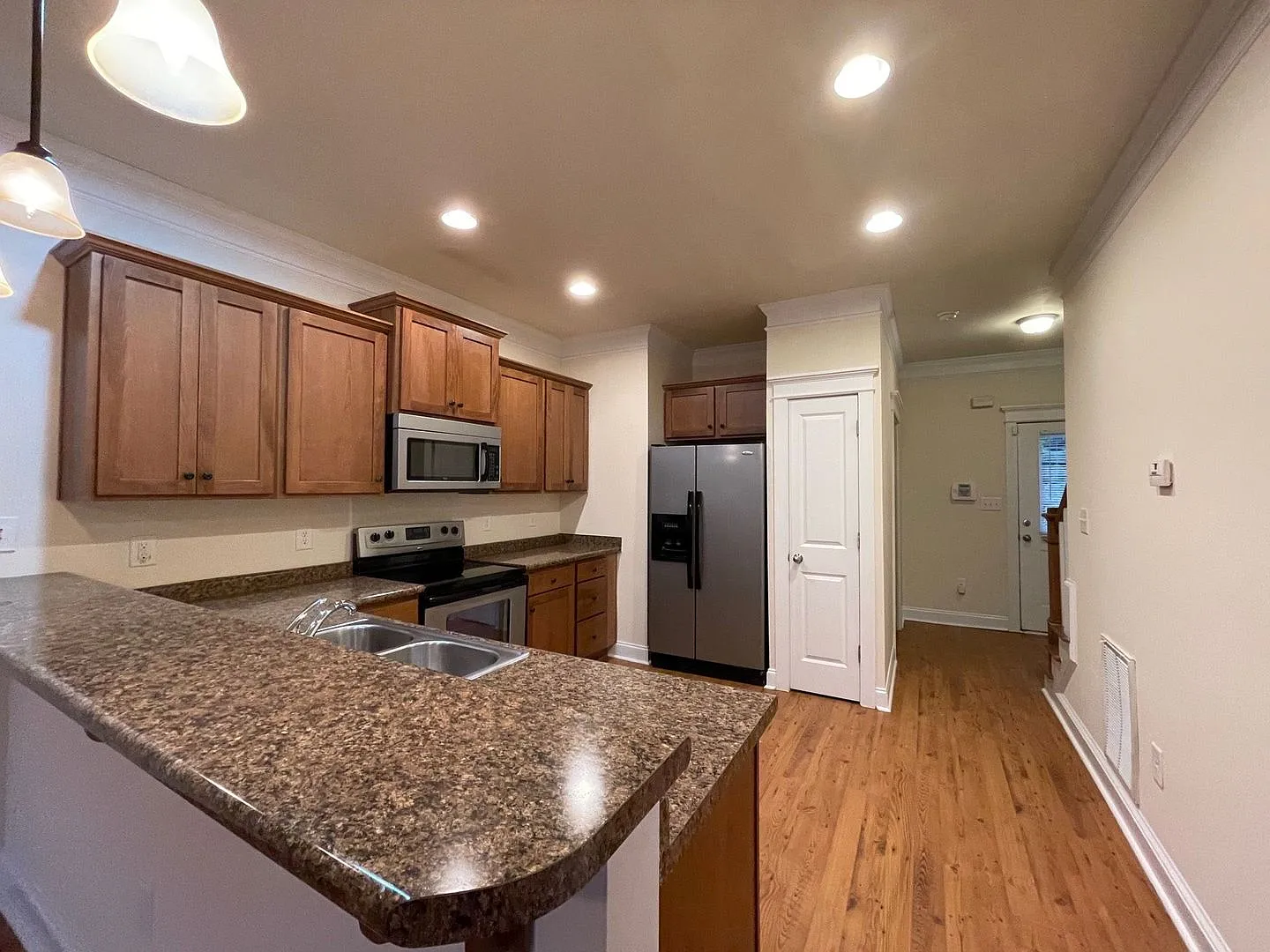 Pre-Leasing For August 5th 2027! — Photo 4